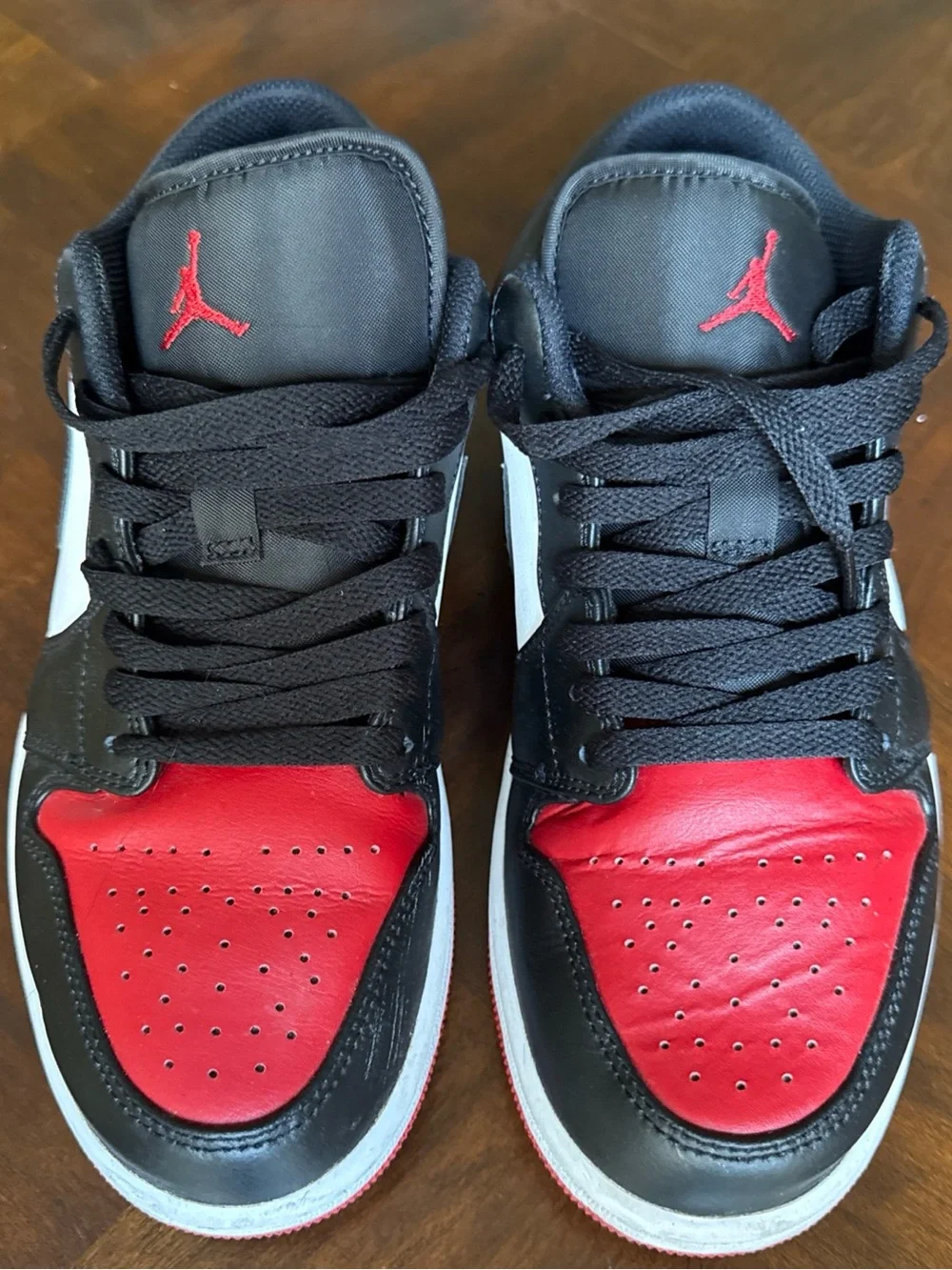 Jordan Air Jordan Low Bred Toe Black Red White Leather Sz 8 #553558-161